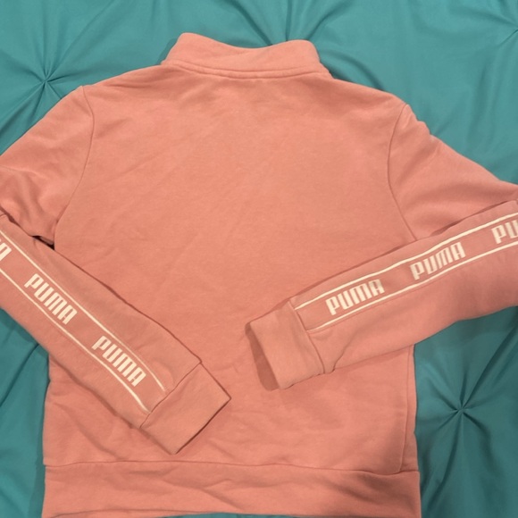 Puma Zip up
Small
Excell condition - Picture 2 of 2